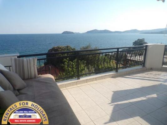 Hellenic Estate Suites Palaiontsiflikion Bagian luar foto